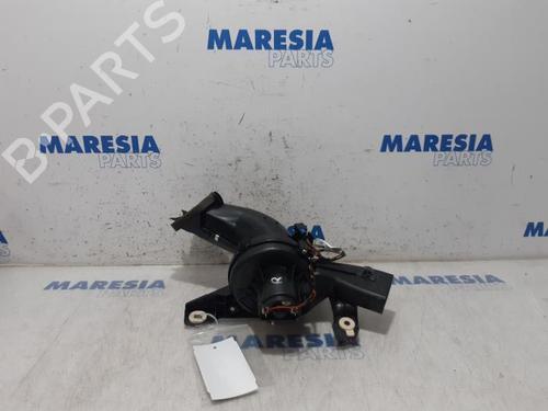 Used Heater blower motor PEUGEOT 5008 (0U_, 0E_) 1.6 16V (156 hp) 31495200