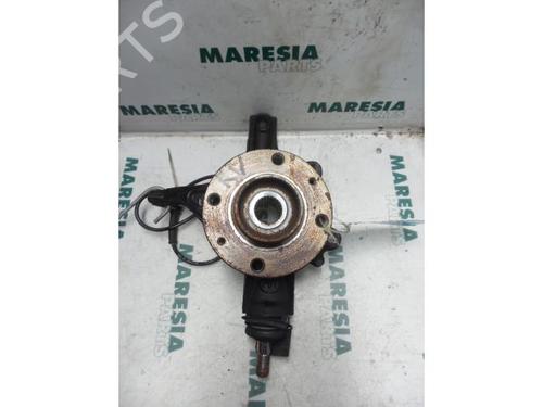 Used Right front steering knuckle PEUGEOT 308 I (4A_, 4C_) 1.4 16V (95 hp) 31464968