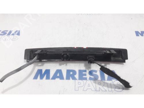 Third brake light RENAULT CLIO IV (BH_) 0.9 TCe 90 (BHNF, BHMA, BHMH, BHJK, BHJR) | BP31486827L11 - Image 3