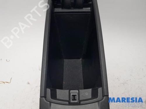 Armrest / Center console RENAULT SCÉNIC III (JZ0/1_) 1.5 dCi | BP31446574I20 