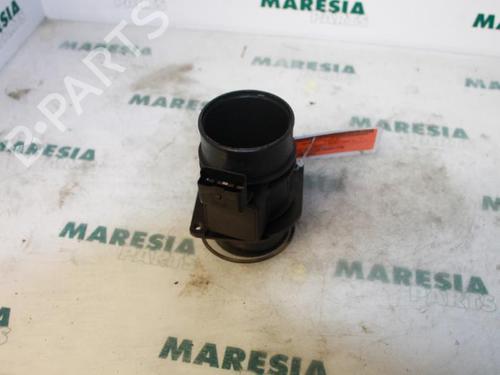 mass-air-flow-sensor-renault-laguna-ii-grandtour-kg01_-2001-2002-2003-2004-2005-2006-2007-31534162 main image