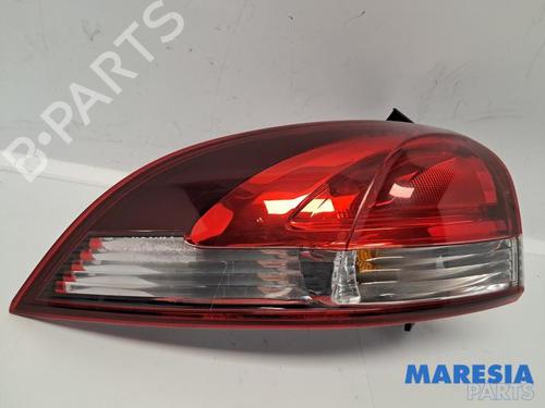 Used Left taillight RENAULT CLIO IV Grandtour (KH_) 0.9 TCe 90 (90 hp) 31514452