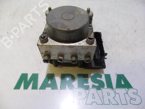 Used ABS pump FIAT PUNTO (199_) 1.4 Multi Air (105 hp) 31521567