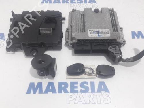 Used Engine control unit (ECU) OPEL MOVANO B Van (X62) 2.3 CDTI FWD (FV) (125 hp) 31402358