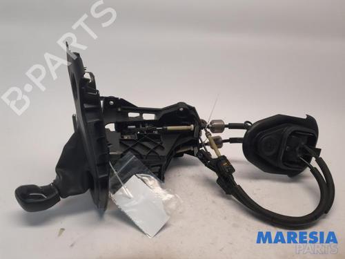 Used Gear lever PEUGEOT PARTNER Box Body/MPV (K9) 1.5 BlueHDi 100 (102 hp) 31504855