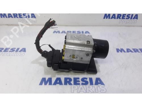Used ABS pump ALFA ROMEO BRERA (939_) 2.2 JTS (939.DXB11) (185 hp) 31517922