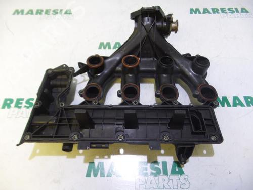Valve cover PEUGEOT 407 SW (6E_, 6D_) 2.0 HDi 135 | BP31496799M124