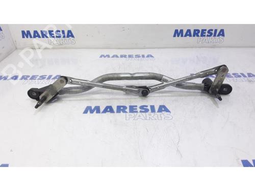 Used Front wipers mechanism ALFA ROMEO GIULIETTA (940_) 1.4 TB (940FXA1A, 940FXT1A) (120 hp) 31398614