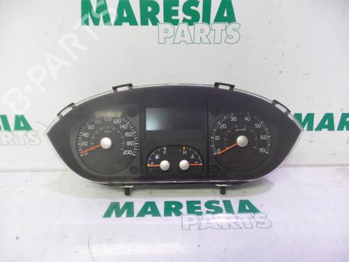 Used Instrument cluster FIAT IDEA (350_) 1.3 D Multijet (90 hp) 31438951