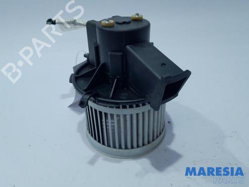 Used Heater blower motor FIAT 500 (312_) 1.2 (312AXA1A) (69 hp) 31439866
