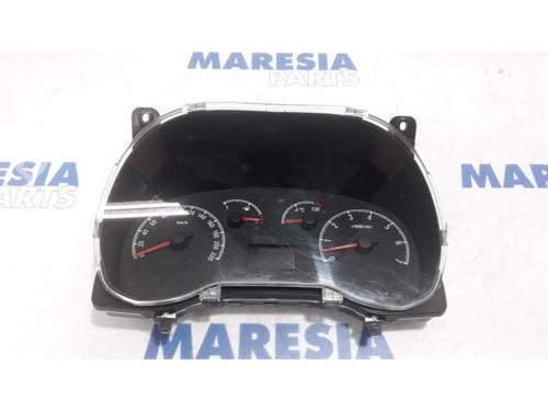 Used Instrument cluster OPEL COMBO Box Body/MPV (X12) 1.3 CDTI (B05) (90 hp) 31434629