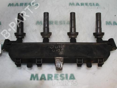 Used Ignition coil PEUGEOT 206 Hatchback (2A/C) 1.4 i (75 hp) 31391195