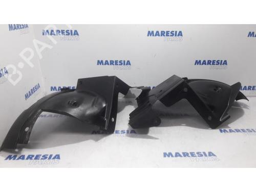 Used Wheel arch RENAULT TRAFIC II Bus (JL) 2.0 dCi 115 (JL00, JL01, JL0H, JL0M, JL0U) (114 hp) 31504728