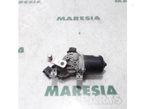 Used Front wiper motor RENAULT MEGANE III Grandtour (KZ0/1) 1.5 dCi (KZ0C, KZ1A) (90 hp) 31412600