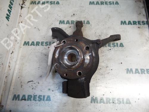 Used Left front steering knuckle FIAT SEICENTO / 600 (187_) 1.1 (187AXB, 187AXB1A, 187AXC1A02) (54 hp) 31499018