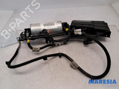 Comutador PEUGEOT 5008 (0U_, 0E_) 1.6 HDi (114 hp) 31438041