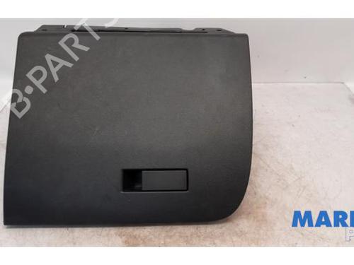 Handskerum OPEL CORSA F (P2JO) 1.2 (68) (131 hp) 31396936