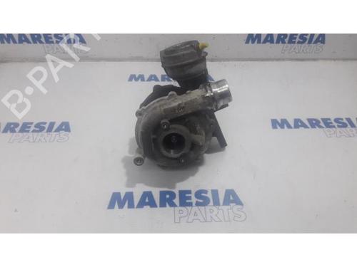 Used Turbocharger/Supercharger RENAULT MASTER III Van (FV) 2.3 dCi 145 FWD (FV0E, FV0F, FV0H, FV02, FV0M, FV0S,... (146 hp) 31498817