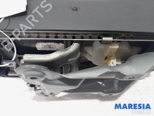 Armrest / Center console RENAULT SCÉNIC III (JZ0/1_) 1.5 dCi | BP31446574I20 