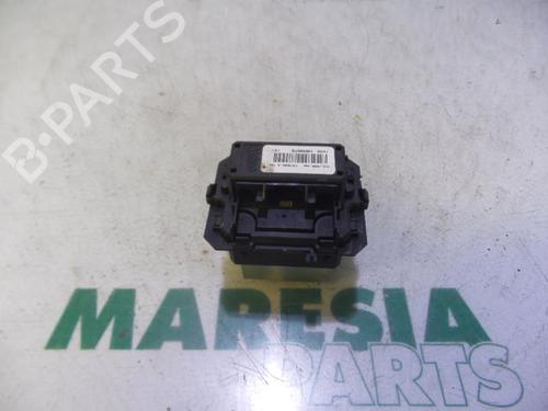 Used Electronic sensor RENAULT MEGANE III Hatchback (BZ0/1_, B3_) 1.5 dCi (BZ09, BZ0D, BZ1W, BZ29, BZ14) (110 hp) 31406687