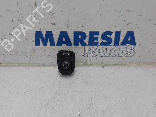 Used Mirror switch FIAT 500 (312_) 1.2 (312AXA1A) (69 hp) 31453931
