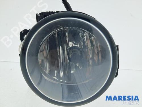 Used Left front fog light Left front fog light 39585933 39585933