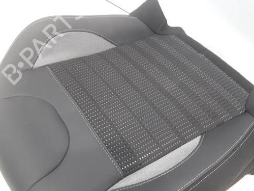 Right front seat PEUGEOT 2008 I (CU_) 1.2 THP 130 / PureTech 130 | BP31493775C16