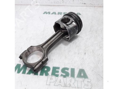 Other RENAULT MASTER III Van (FV) 2.3 dCi 125 FWD (FV0C, FV0D, FV0G, FV0H, FV0J, FV0K,... | BP31421749O1 - Image 2