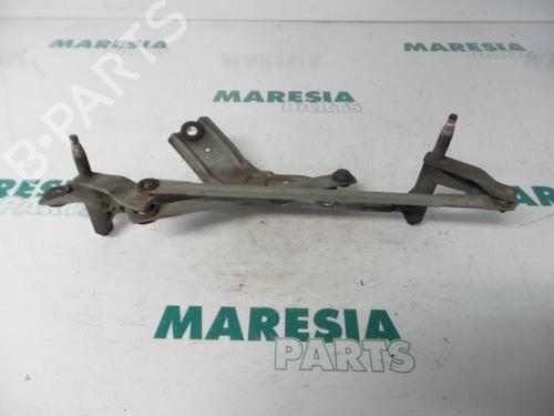front-wipers-mechanism-fiat-grande-punto-199_-2005-31427507 main image