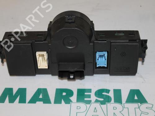 Climate control RENAULT SCÉNIC II (JM0/1_) 1.5 dCi (JM1E, JM16) | BP31499785I5 - Image 2