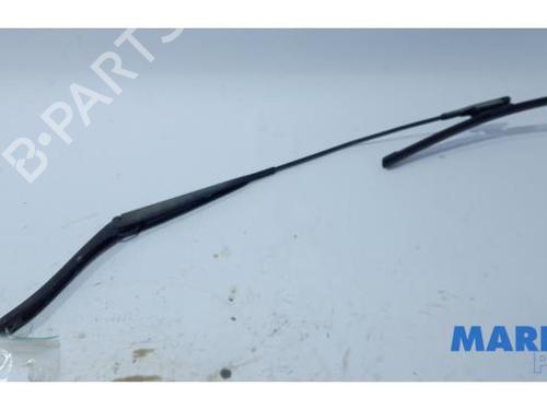 Used Front windshield wiper arm ALFA ROMEO MITO (955_) 1.3 MultiJet (955AXT1A) (84 hp) 31522374