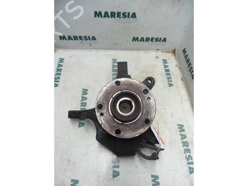 right-front-steering-knuckle-renault-laguna-ii-bg01_-2001-2002-2003-2004-2005-2006-2007-31413418 main image