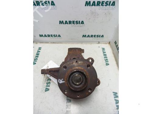 Used Right front steering knuckle Right front steering knuckle PEUGEOT 206 Hatchback (2A/C) 1.4 i (75 hp) 31474499 31474499
