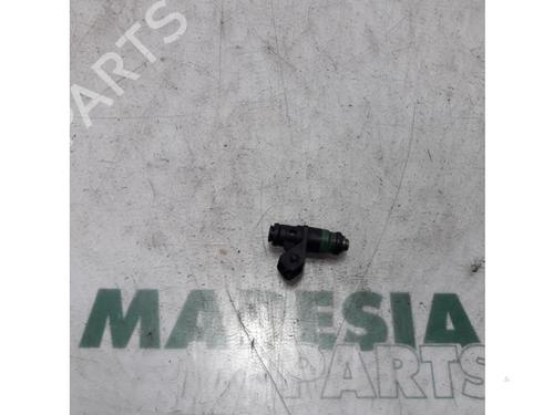 Used Injector RENAULT LAGUNA II (BG0/1_) 1.8 16V (BG0B, BG0M) (120 hp) 31476431