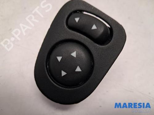 Used Mirror switch FIAT 500 (312_) 1.2 (312AXA1A) (69 hp) 31478221