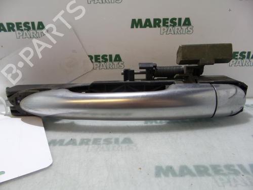 Used Rear left exterior door handle RENAULT LAGUNA II (BG0/1_) 2.0 16V IDE (BG0N) (140 hp) 31537079