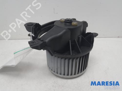 Used Heater blower motor FIAT PUNTO EVO (199_) 1.3 D Multijet (84 hp) 31527553