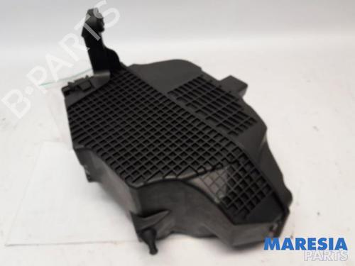 Used Air filter box RENAULT CLIO IV (BH_) 1.2 TCe 120 (BHM0) (120 hp) 31390348