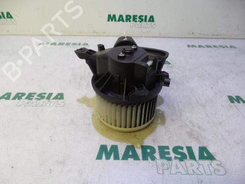 Used Heater blower motor FIAT PUNTO (199_) 1.4 Multi Air (105 hp) 31468728