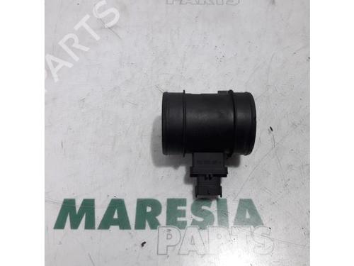 Used Mass air flow sensor FIAT PUNTO EVO (199_) 1.3 D Multijet (84 hp) 31519869