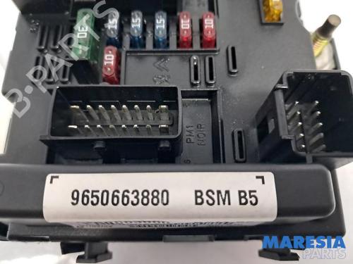 Fuse box PEUGEOT 307 CC (3B) 2.0 16V | BP31531687E1