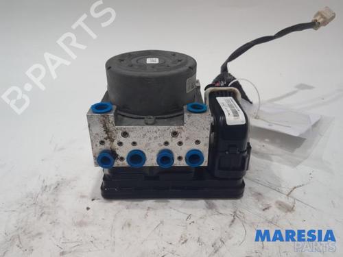 Used ABS pump CITROËN C4 CACTUS 1.2 VTi 82 (82 hp) 31406731