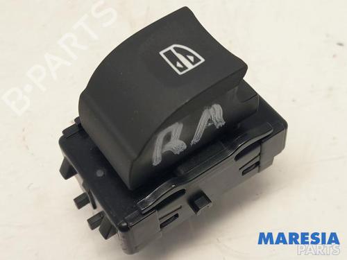 switch-renault-megane-iii-grandtour-kz01-2008-2009-2010-2011-2012-2013-2014-2015-2016-31489986 main image