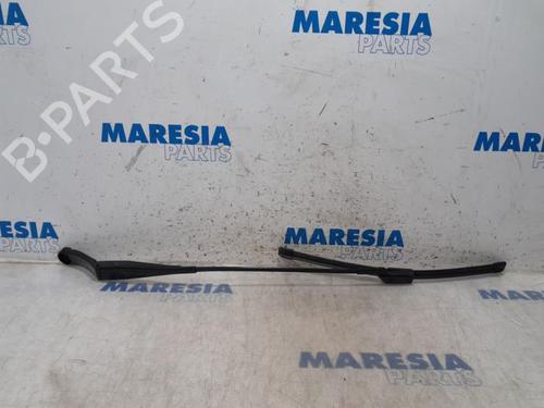 front-windshield-wiper-arm-peugeot-308-ii-lb_-lp_-lw_-lh_-l3_-2013-2014-2015-2016-2017-2018-2019-2020-2021-31501494 main image