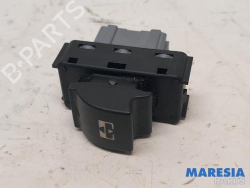 Used Switch PEUGEOT 2008 I (CU_) 1.2 VTi (82 hp) 31450795