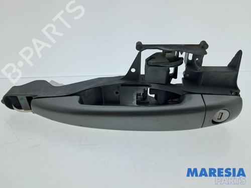 Used Front left exterior door handle Front left exterior door handle 36875718 36875718