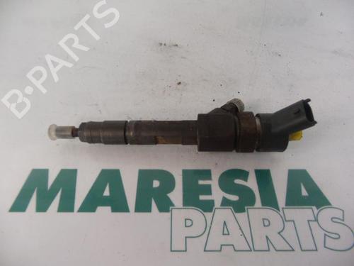 Used Injector RENAULT MEGANE II Estate (KM0/1_) 1.9 dCi (KMRG, KM1G, KM0G, KM2C) (120 hp) 31485527