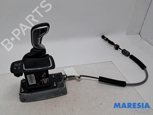 Used Gear lever Gear lever 37992458 37992458