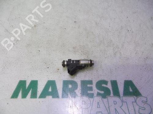 Used Injector CITROËN C3 I (FC_, FN_) 1.4 i (73 hp) 31471247