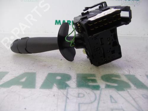 Steering column stalk RENAULT TWINGO II (CN0_) 1.5 dCi 90 | BP31522987I23